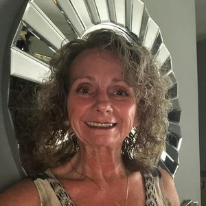 Meet your Posher, Sandy